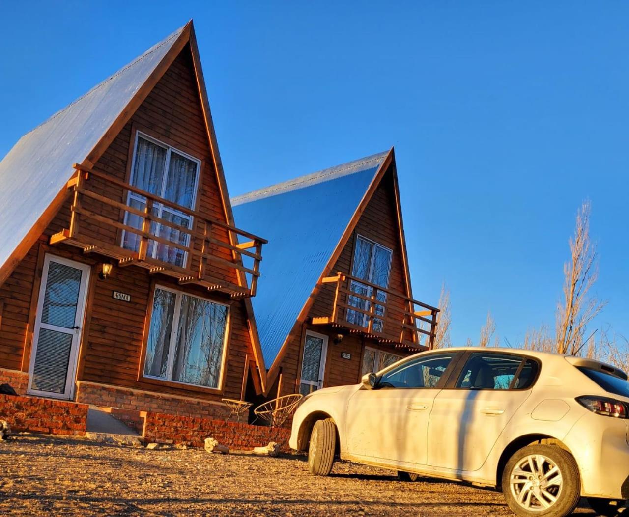 Cabanas Alpinas Alumine Perito Moreno Exterior photo